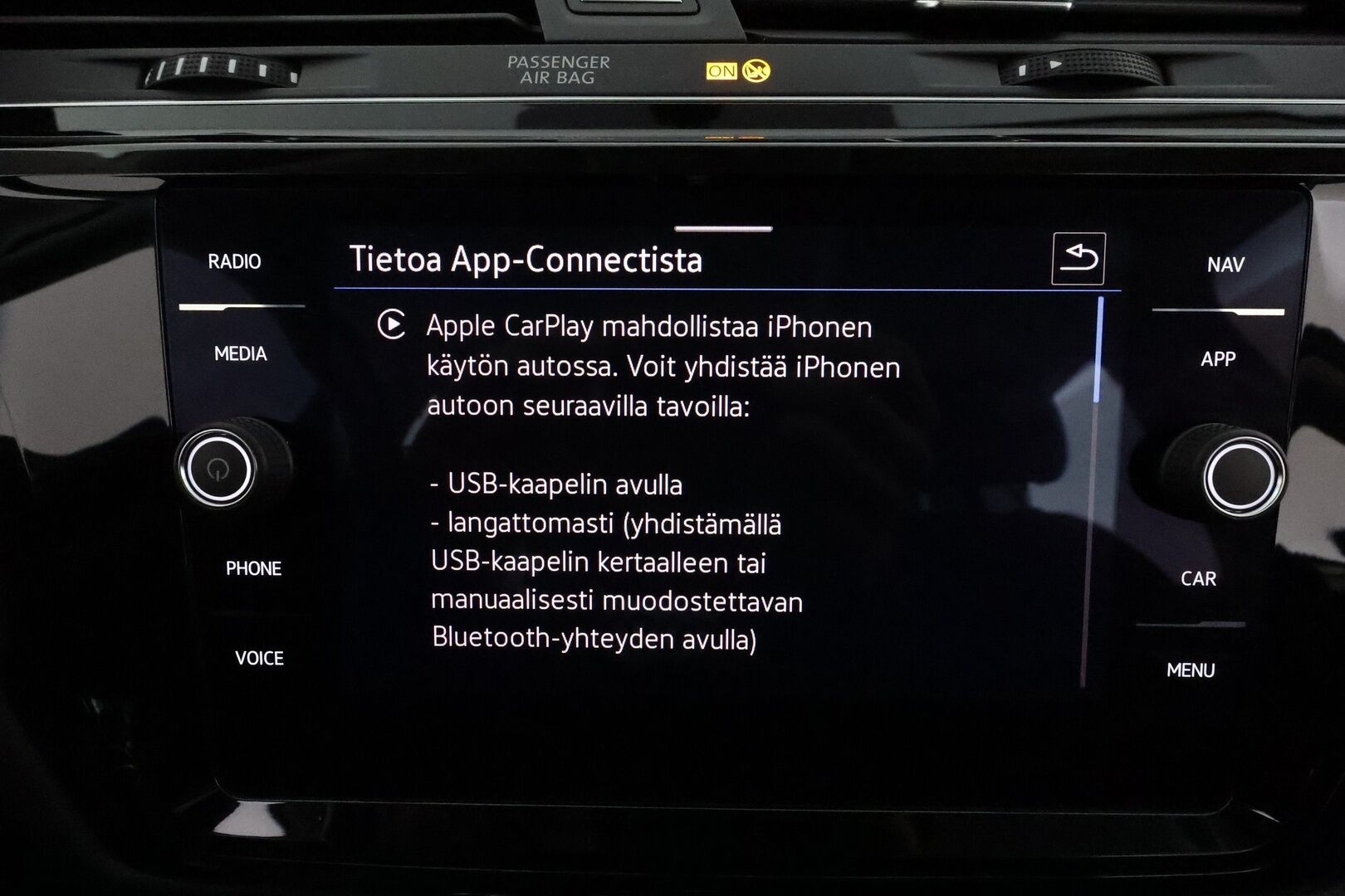 Volkswagen Touran 2021 Highline 2,0 TDI SCR 110 kW DSG 7-Paik *Webasto /  ACC / LED-valot / Tutkat / Navi / Digimittaristo / Apple&Android* - KATSO KAMPANJAHINTA! / Suomi-auto / Kahdet Renkaat / ALV / Viimeisin huolto 7 / 25 - HULLUT JOULUT KORKOTARJOUS 2,49% 