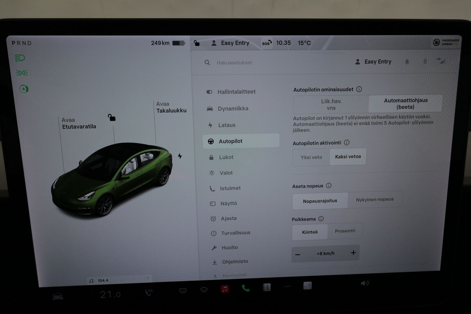 Tesla Model 3 2021 Standard Range Plus * Lasikatto / ILP / ACC / Matrix-LED / Muistipenkki / Navi / Kaistavahti / Keyless * - 1-om Suomi-auto / Akku kuntotarkastettu SoH 93,1% / 2x Latauskaapelit / Kahdet renkaat