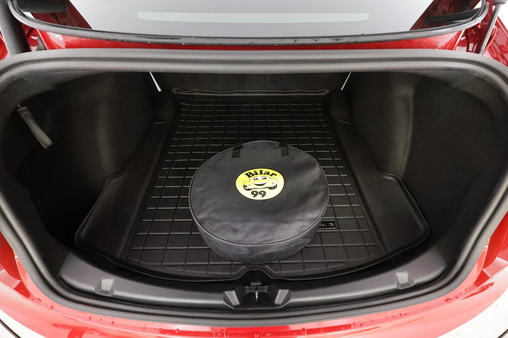 Tesla Model 3 2021 Standard Range Plus * Lämpöpumppu / Adapt.Vakkari / Matrix LED / Muistipenkki / Navi / Keyless / Upea - 1-om Suomi-auto / Akku kuntotarkastettu SoH 93,1% / 2x Latauskaapelit / Kahdet renkaat - HULLUT BLACKWEEK JATKOT - KORKOTARJOUS 2,49%