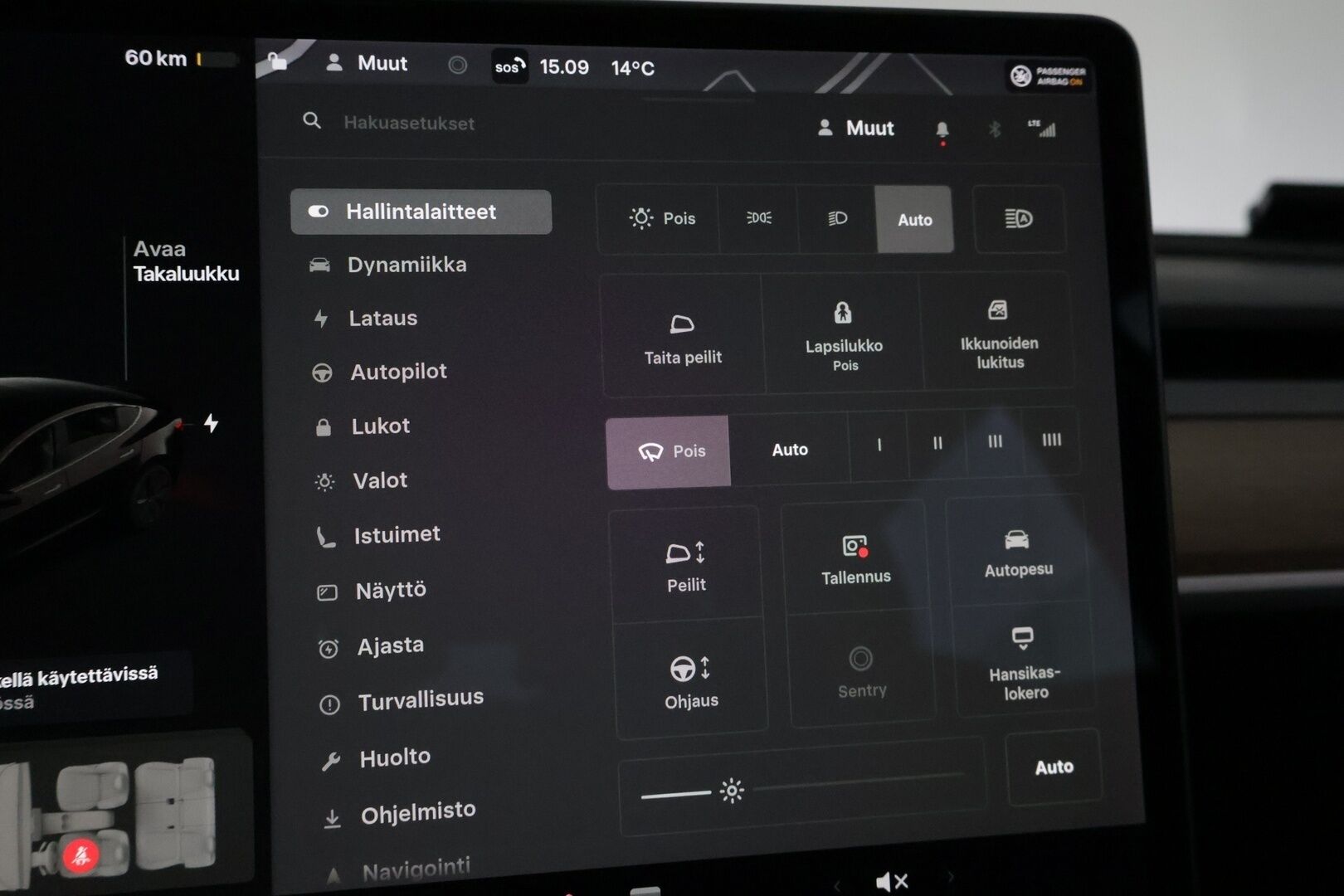 Tesla Model 3 2021 Long Range * Vetokoukku / Matrix LED / ILP / Lasikatto / Sähkökontti * - Juuri saapunut! / 2x Vanteet & Renkaat - HULLUT AVAJAISHULINAT KORKOTARJOUS 3,29 %