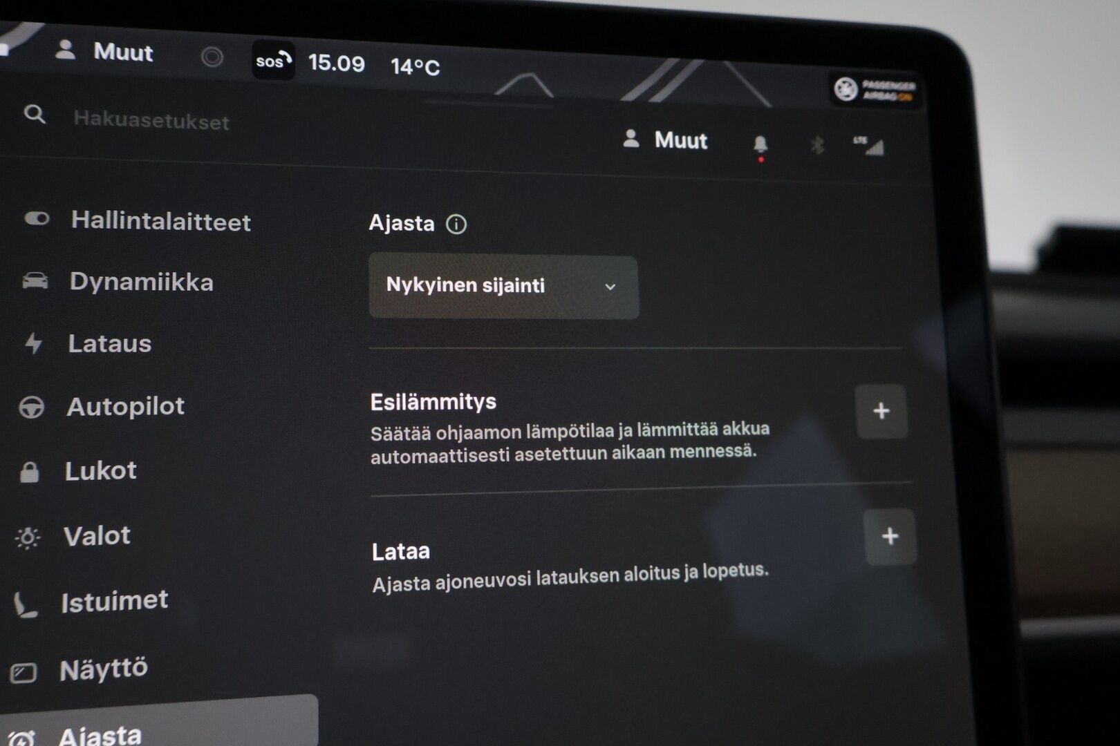 Tesla Model 3 2021 Long Range * Vetokoukku / Matrix LED / ILP / Lasikatto / Sähkökontti * - Juuri saapunut! / 2x Vanteet & Renkaat - HULLUT AVAJAISHULINAT KORKOTARJOUS 3,29 %