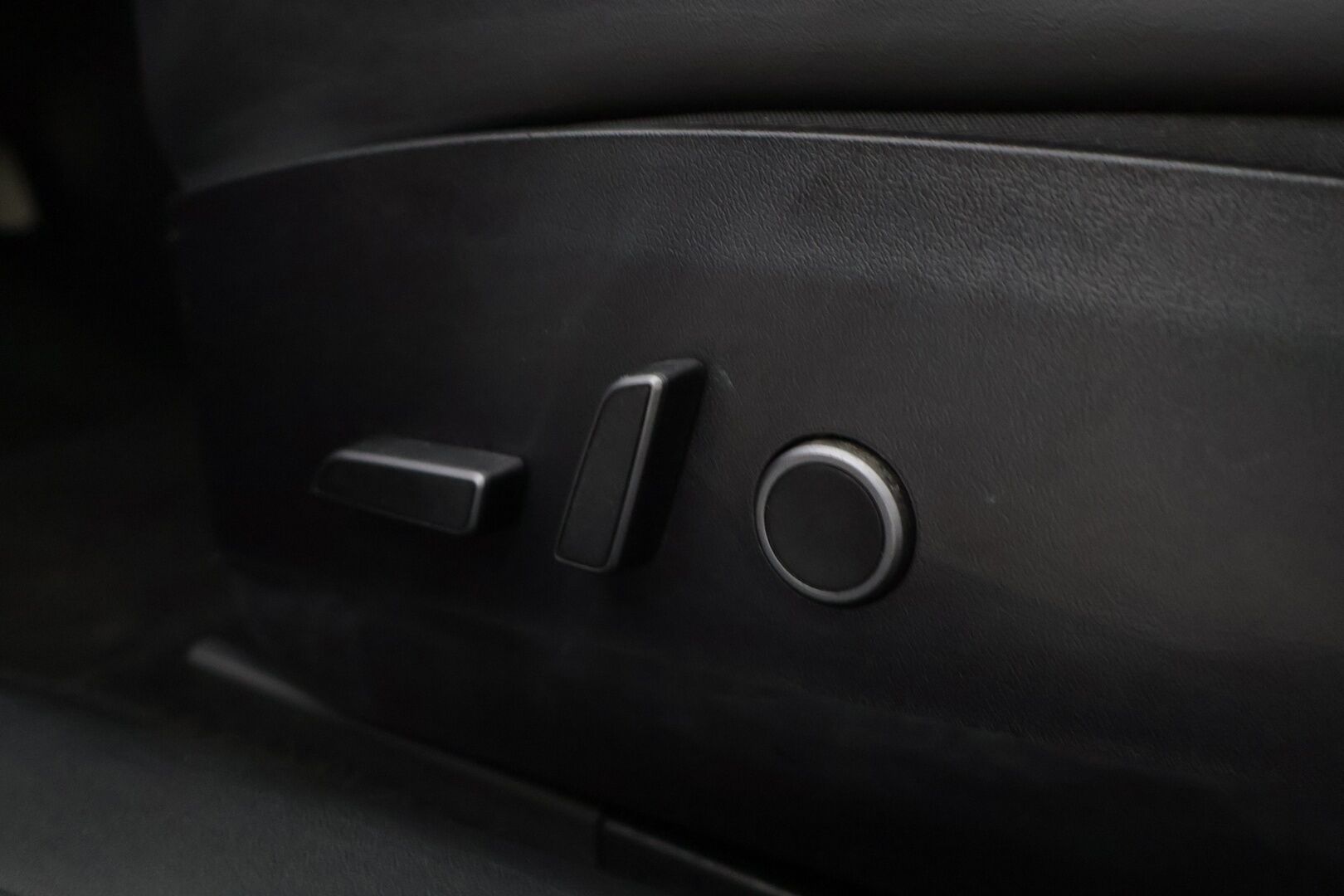 Tesla Model 3 2021 Long Range * Vetokoukku / Matrix LED / ILP / Lasikatto / Sähkökontti * - Juuri saapunut! / 2x Vanteet & Renkaat - HULLUT AVAJAISHULINAT KORKOTARJOUS 3,29 %