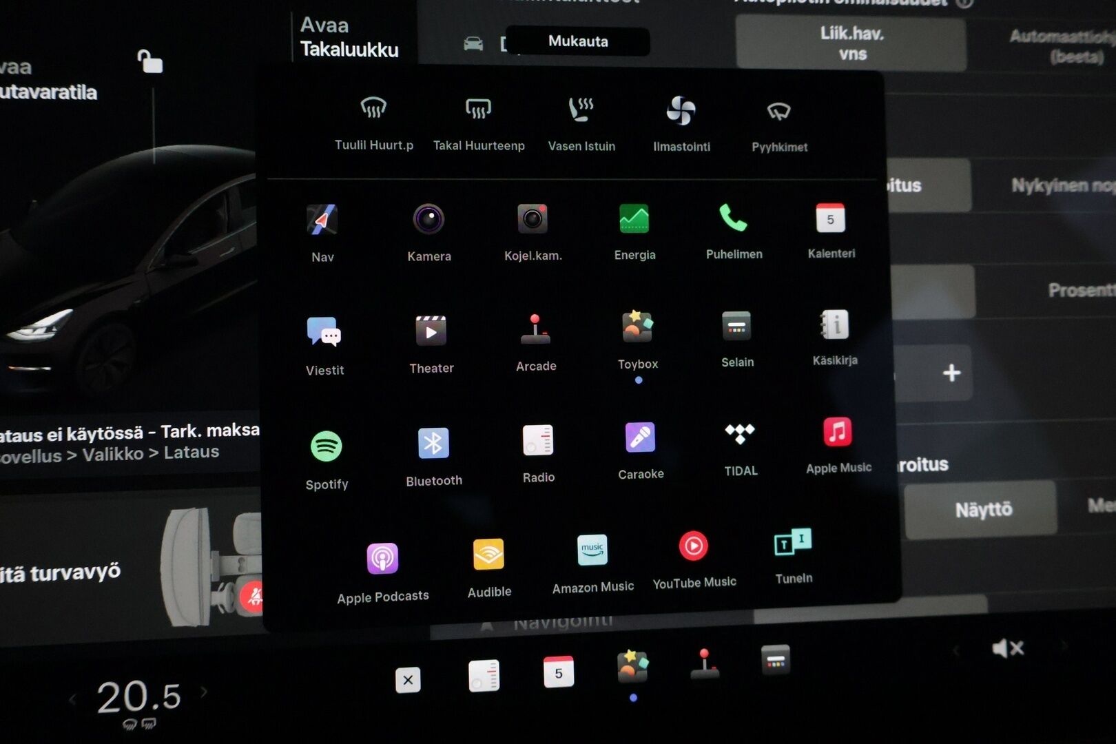 Tesla Model 3 2021 Long Range * Vetokoukku / Matrix LED / ILP / Lasikatto / Sähkökontti * - Juuri saapunut! / 2x Vanteet & Renkaat - HULLUT AVAJAISHULINAT KORKOTARJOUS 3,29 %