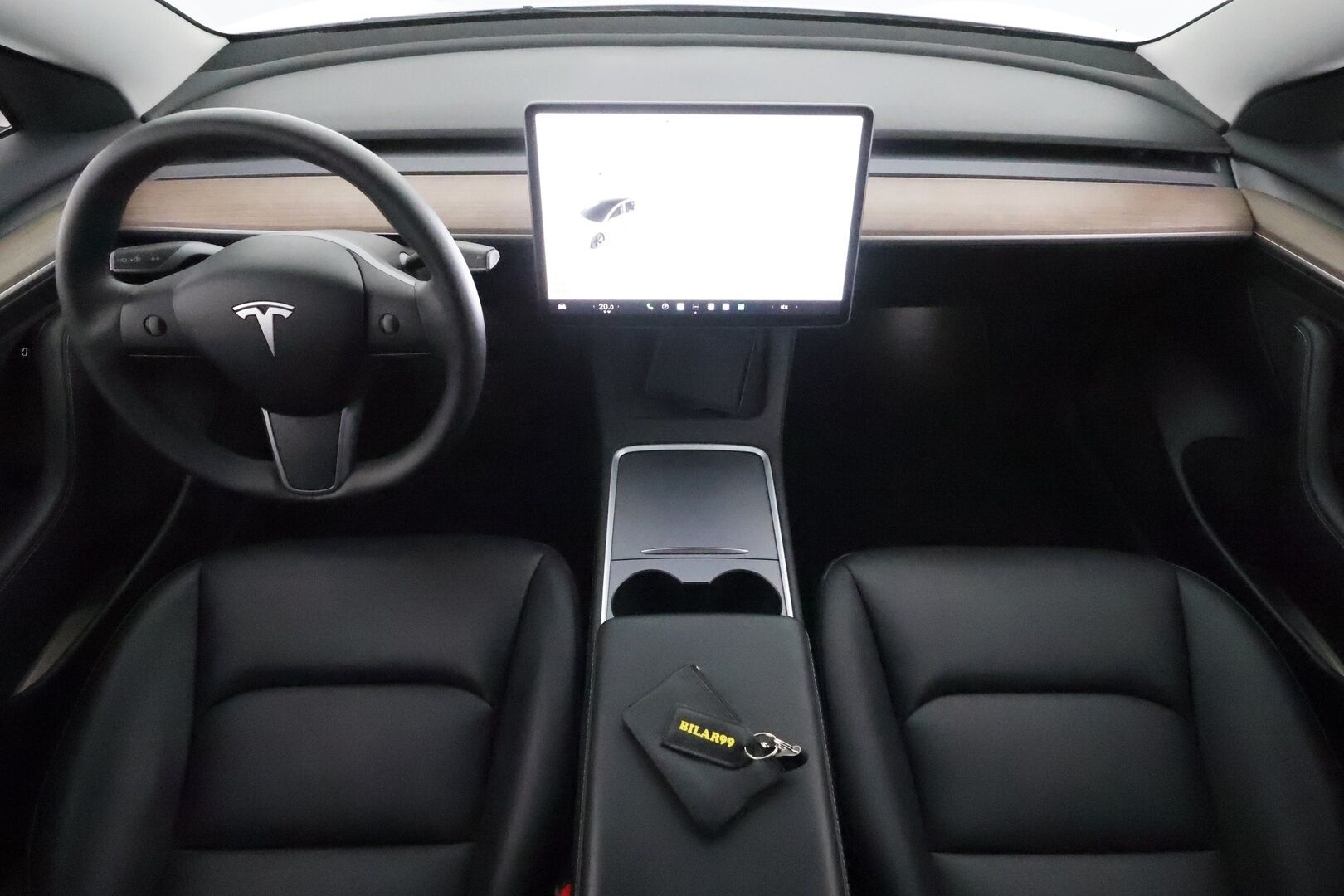 Tesla Model 3 2021 Long Range *Lämpöpumppu / Autopilot / Lasikatto / Premium Audio / Nahkasisusta / P.kamera* - Akku kuntotarkastettu SOH 93,8% / 1-om. Suomi-auto / 2x vanteet