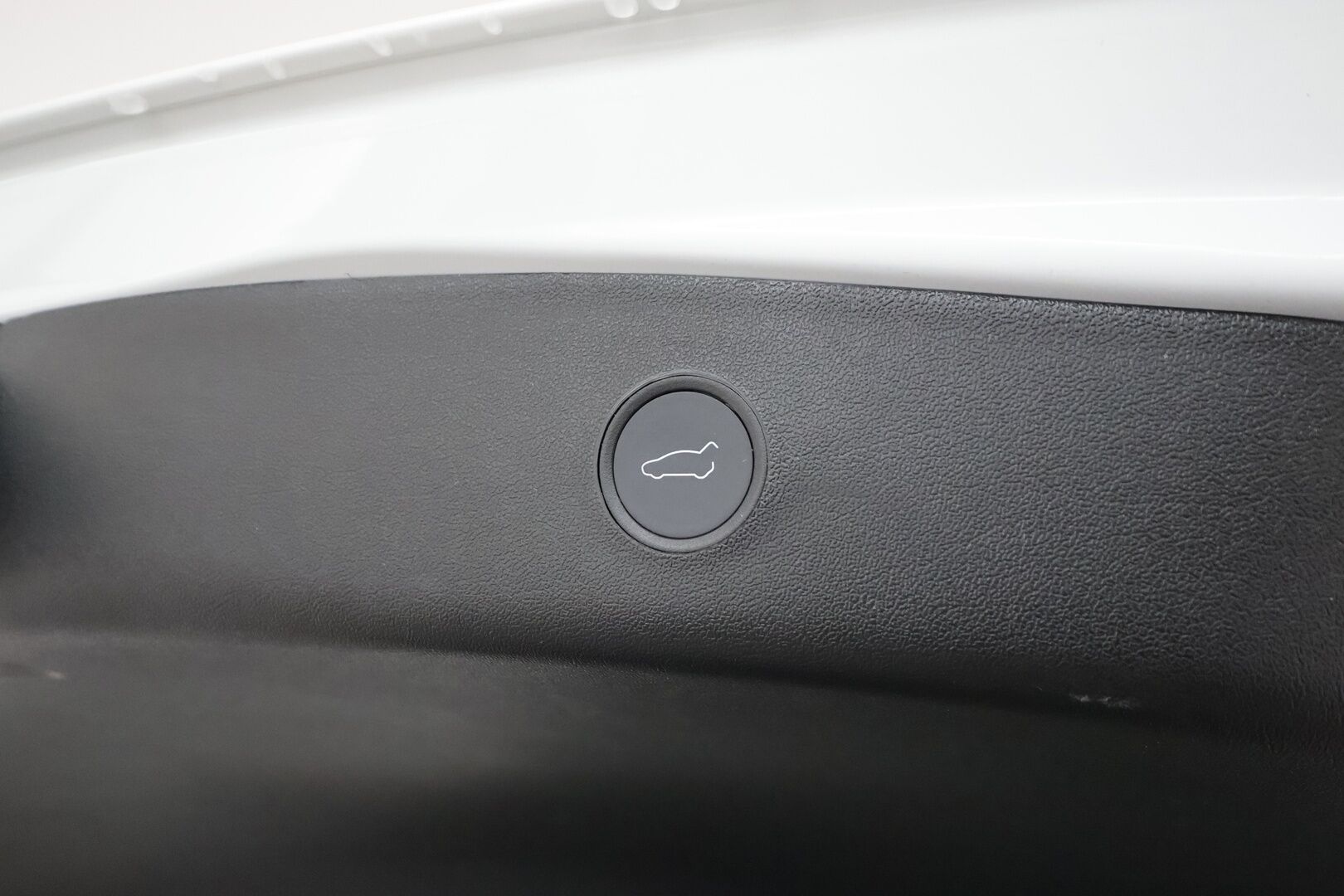 Tesla Model 3 2021 Long Range *Lämpöpumppu / Autopilot / Lasikatto / Premium Audio / Nahkasisusta / P.kamera* - Akku kuntotarkastettu SOH 93,8% / 1-om. Suomi-auto / 2x vanteet