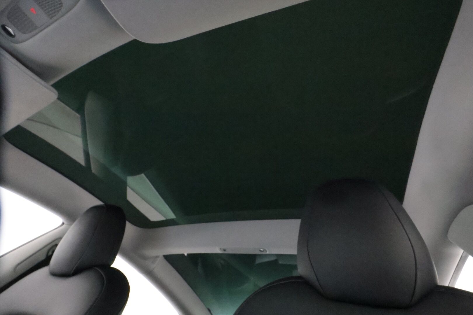 Tesla Model 3 2021 Long Range *Lämpöpumppu / Autopilot / Lasikatto / Premium Audio / Nahkasisusta / P.kamera* - Akku kuntotarkastettu SOH 93,8% / 1-om. Suomi-auto / 2x vanteet