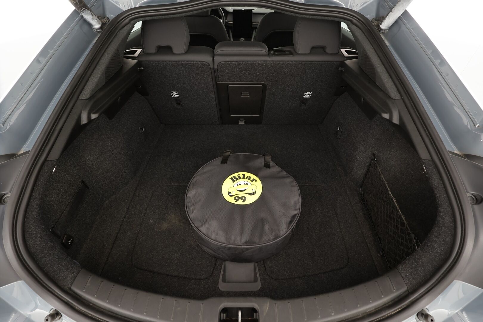 Polestar 2 2021 Launch Edition 300kW * ACC / H&K / Lasikatto / Pixel-LED / 360° / Sportpenkki Muistilla / Navi / Kaistavahti * - Akku kuntotarkastettu SoH 92% / 2x Latauskaapelit / Kahdet renkaat / Merkkihuollettu!
