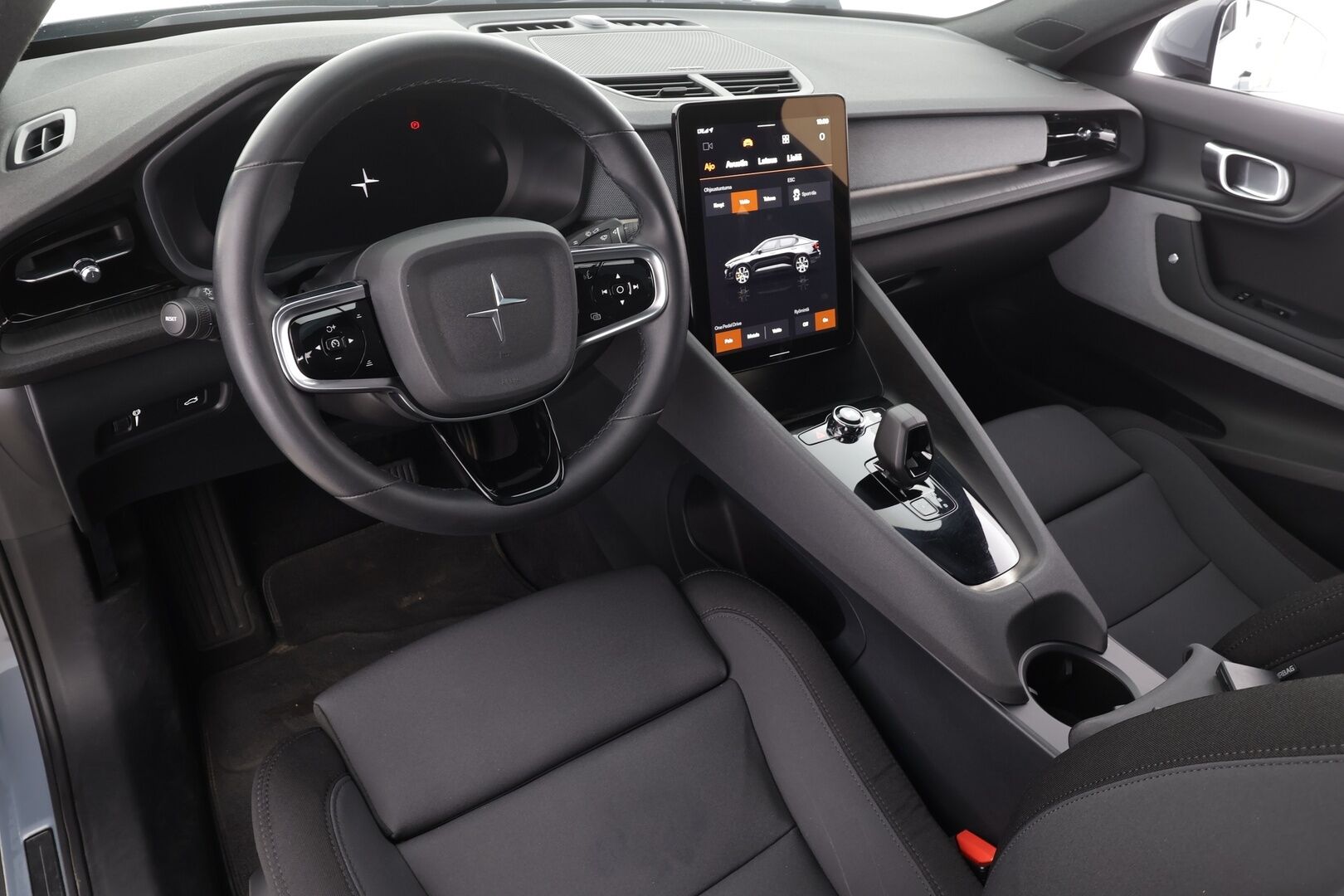 Polestar 2 2021 Launch Edition 300kW * ACC / H&K / Lasikatto / Pixel-LED / 360° / Sportpenkki Muistilla / Navi / Kaistavahti * - Akku kuntotarkastettu SoH 92% / 2x Latauskaapelit / Kahdet renkaat / Merkkihuollettu!
