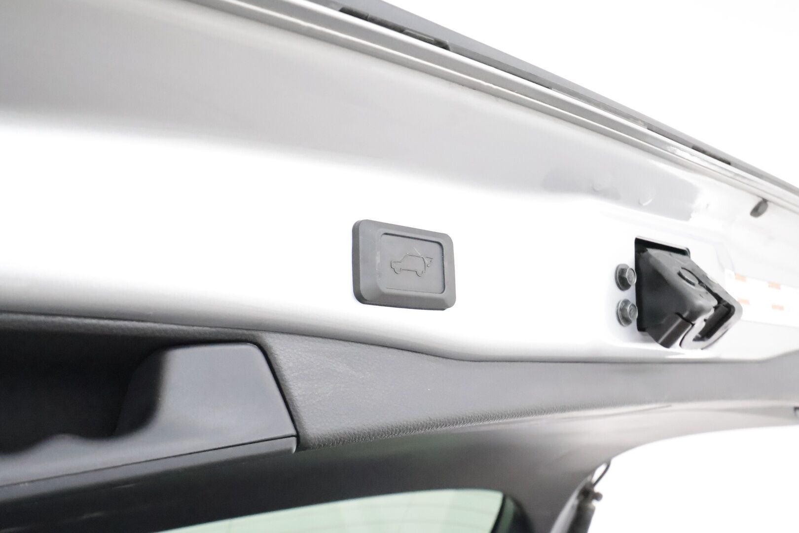 Toyota RAV4 2022 2,0 VVT-iE Active Multidrive S **Adapt.vakkari / P.kamera / Navi / Ratinlämmitin / KeylessGo / Sähköluukku / LED** - 3,99 % KORKOTARJOUS TÄHÄN AUTOON - Suomi-auto / Merkkihuollettu / Kahdet renkaat aluvanteilla / Tuulilasin lämmitin