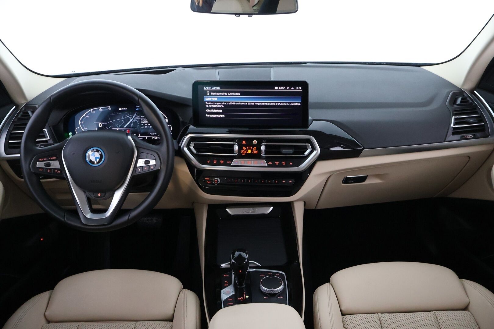 BMW X3 2022 G01 xDrive 30e A Charged Edition Facelift LCI - 3,99 % KORKOTARJOUS TÄHÄN AUTOON - 1Om Suomiauto / Vaalea Nahkasisusta / HiFi / HUD / Peruutuskamera / Professional Navi / Gesture Control / Adapt.LED / Hyvät varusteet!