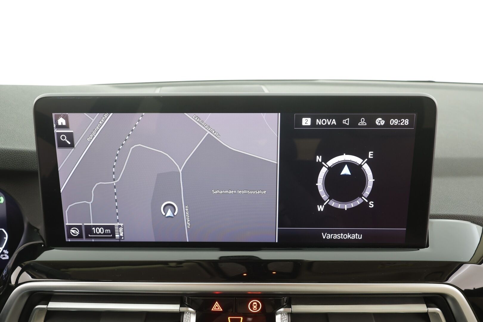 BMW X3 2022 G01 xDrive 30e A Charged Edition - Vakkari | Koukku | Hifi | HUD | Adapt.LED | Sporttinahat | P.Kamera | Navi | Comfort Access | Ratinlämmitin | Suomi-auto | Kahdet renkaat aluvanteilla