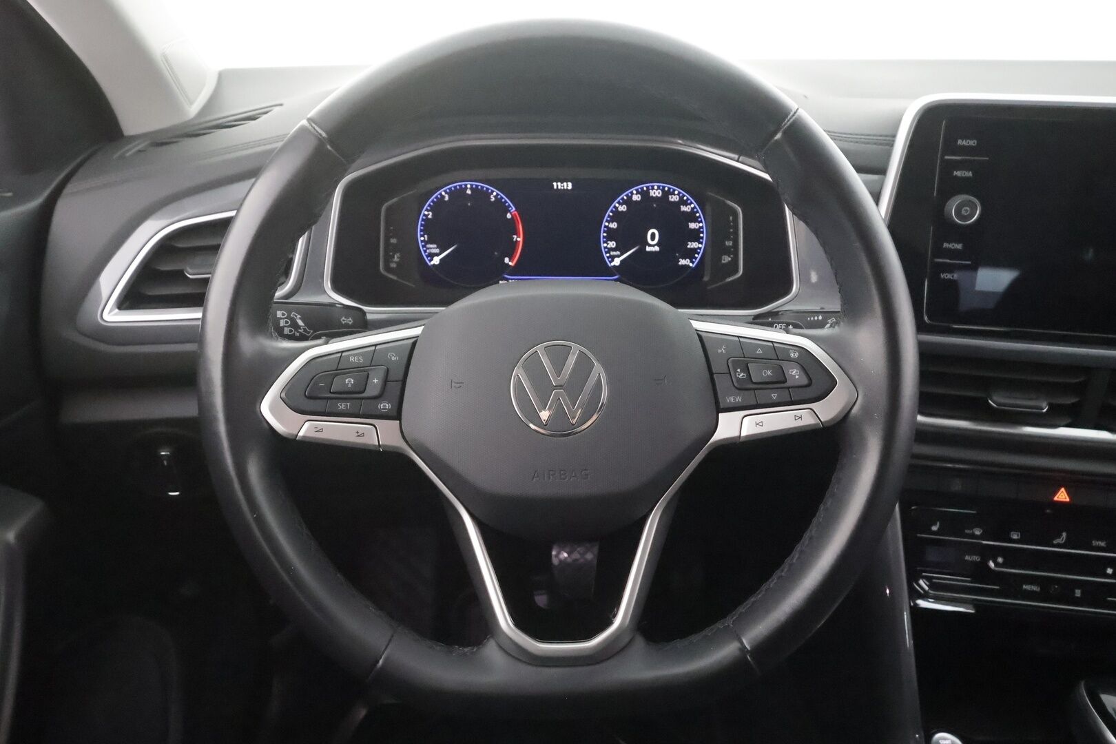 Volkswagen T-Roc 2022 Style Business 1,5 TSI EVO 110 kW DSG - | ACC | Webasto | LED | P.Kamera | Hierova ergoactive Istuin | Ratinlämmitys | Digimittaristo | Apple&Android |1.Om Suomi-auto | Merkkihuollettu | Kahdet Renkaat |