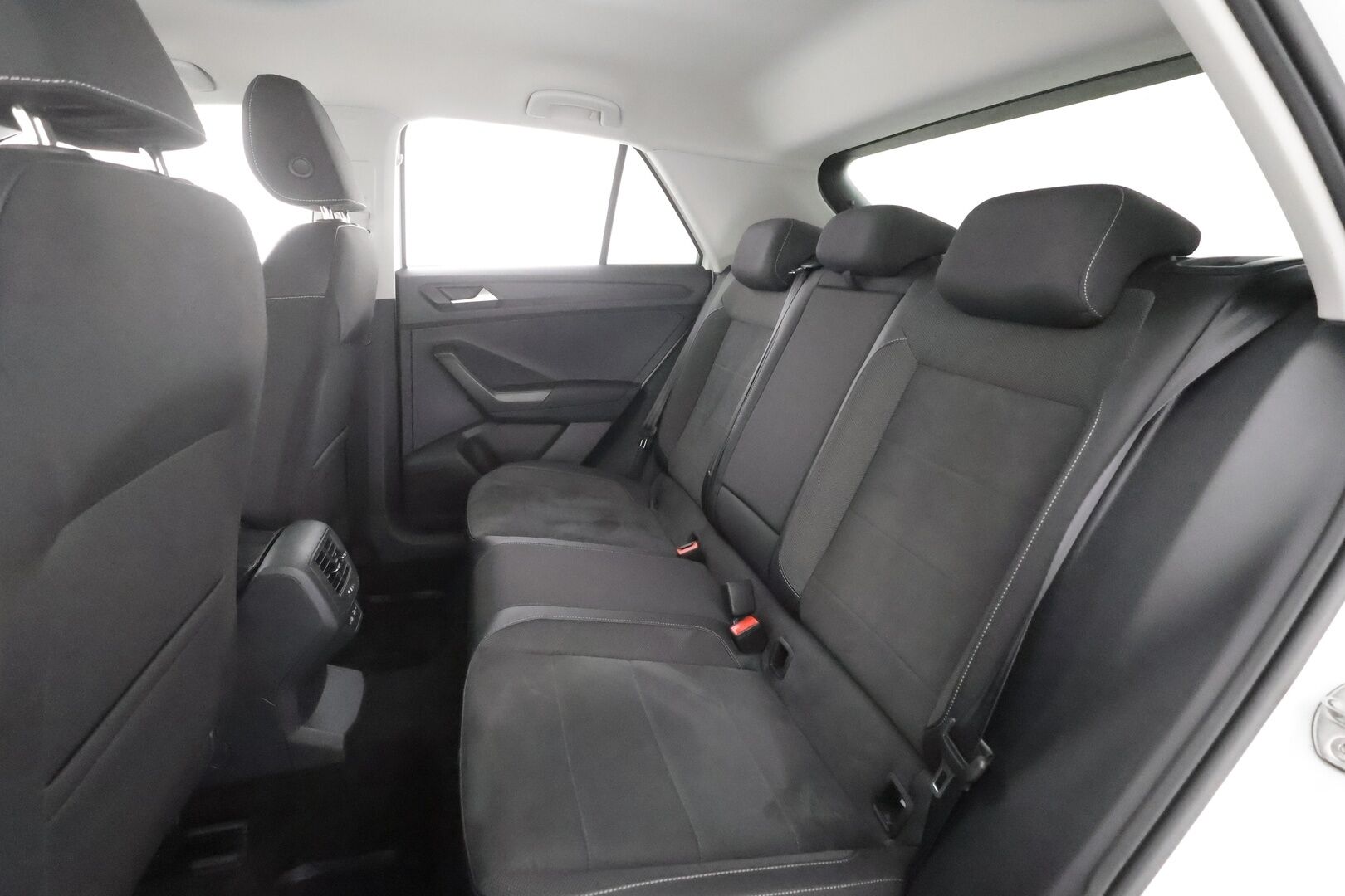 Volkswagen T-Roc 2022 Style Business 1,5 TSI EVO 110 kW DSG - | ACC | Webasto | LED | P.Kamera | Hierova ergoactive Istuin | Ratinlämmitys | Digimittaristo | Apple&Android |1.Om Suomi-auto | Merkkihuollettu | Kahdet Renkaat |