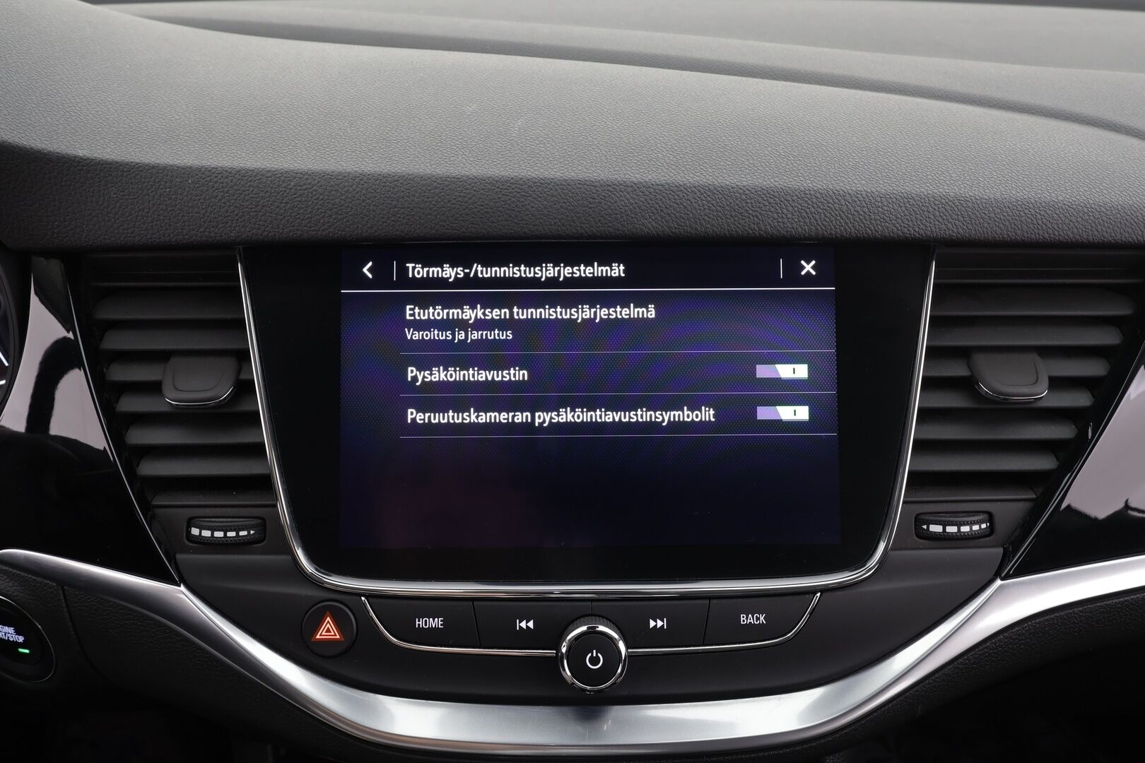 Opel Astra 2022 Sports Tourer Classic Innovation 145 Turbo A * Keyless / LUX LED / P.Kamera / Sisätilanlämmitin / Koukku / Kaistavahti * - Suomi-auto / Kahdet renkaat