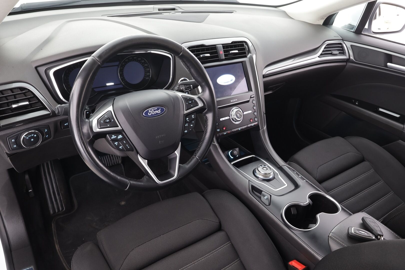 Ford Mondeo 2022 2,0 TDCi EcoBlue 190hv A8 AWD EDITION Wagon * Webasto / Koukku / ACC / Dynamic-LED / P.kamera / Navi / Kaistavahti * - 1-om Suom-auto / Kahdet Renkaat / Jakopää Juuri Tehty!