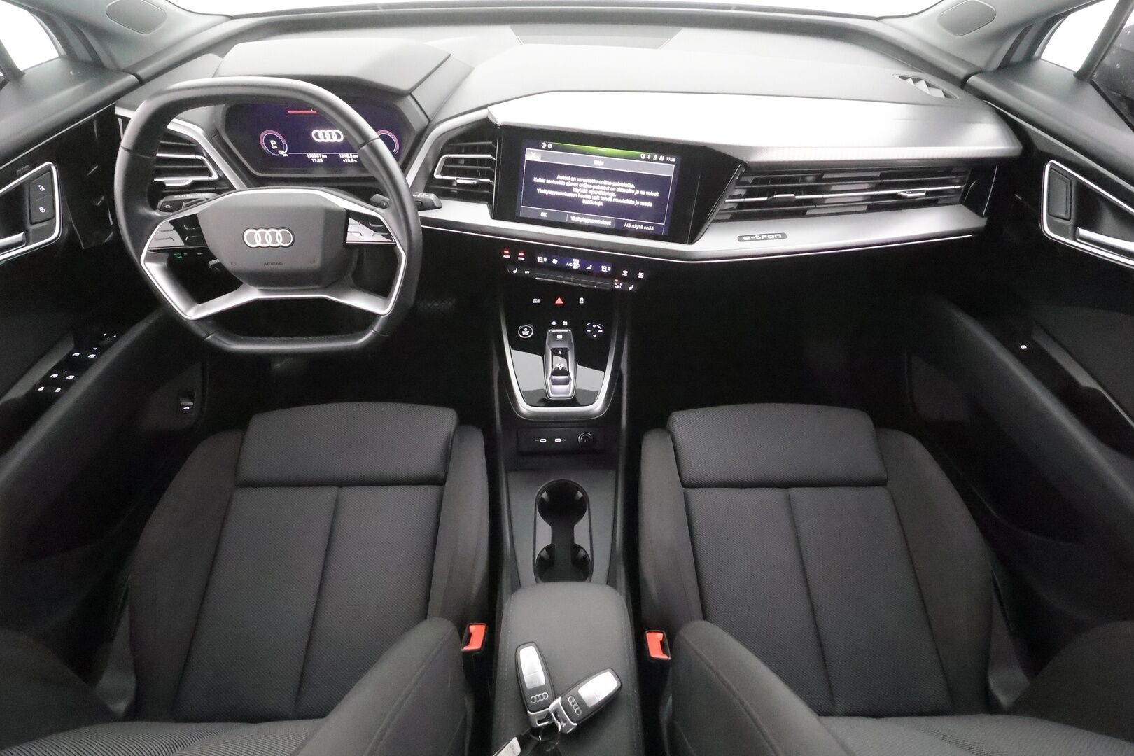 Audi Q4 e-tron 2022 50 e-tron quattro - | ACC | ILP | Matrix-LED | P.Kamera | Sporttipenkit | Apple&Android | 1.Om Suomi-Auto | Kahdet Renkaat | Koti&Kauppalaturi |