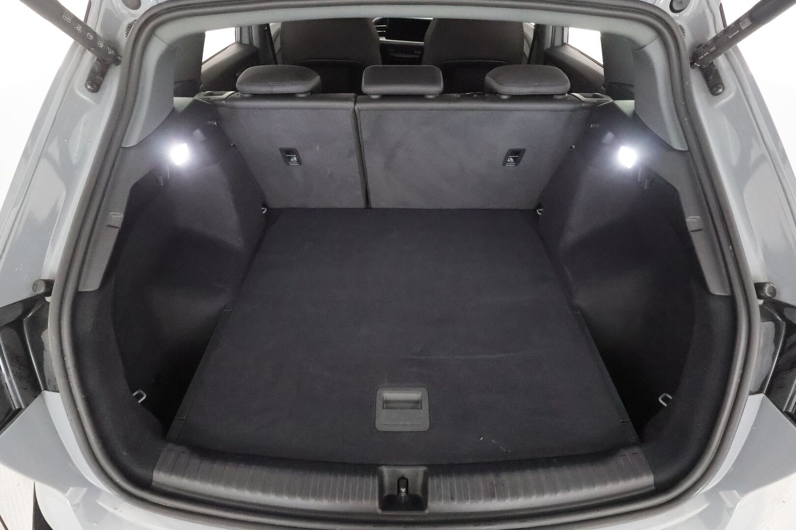 Audi Q4 e-tron 2022 50 e-tron quattro - | ACC | ILP | Matrix-LED | P.Kamera | Sporttipenkit | Apple&Android | 1.Om Suomi-Auto | Kahdet Renkaat | Koti&Kauppalaturi |
