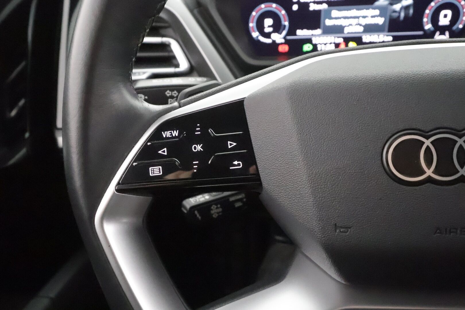 Audi Q4 e-tron 2022 50 e-tron quattro - | ACC | ILP | Matrix-LED | P.Kamera | Sporttipenkit | Apple&Android | 1.Om Suomi-Auto | Kahdet Renkaat | Koti&Kauppalaturi |