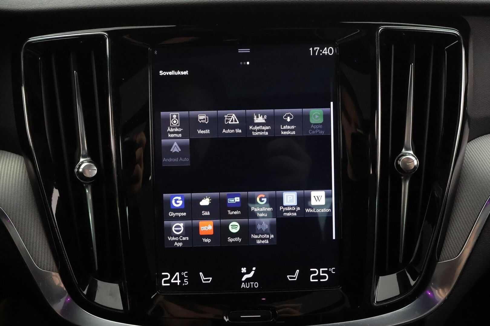 Volvo S60 2020 T8 TwE AWD Business R-Design aut * Webasto / Koukku / H&K / Panorama / ACC / Full-LED / 360° / Sportpenkki Muistilla * - Kahdet renkaat - HULLU BLACKWEEK KORKOTARJOUS 2,49%