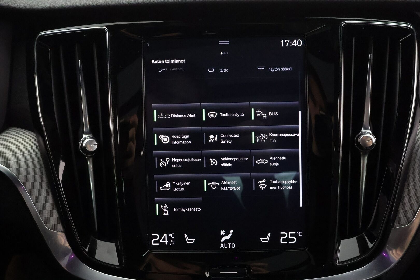 Volvo S60 2020 T8 TwE AWD Business R-Design aut * Webasto / Koukku / H&K / Panorama / ACC / Full-LED / 360° / Sportpenkki Muistilla * - Kahdet renkaat - HULLU BLACKWEEK KORKOTARJOUS 2,49%