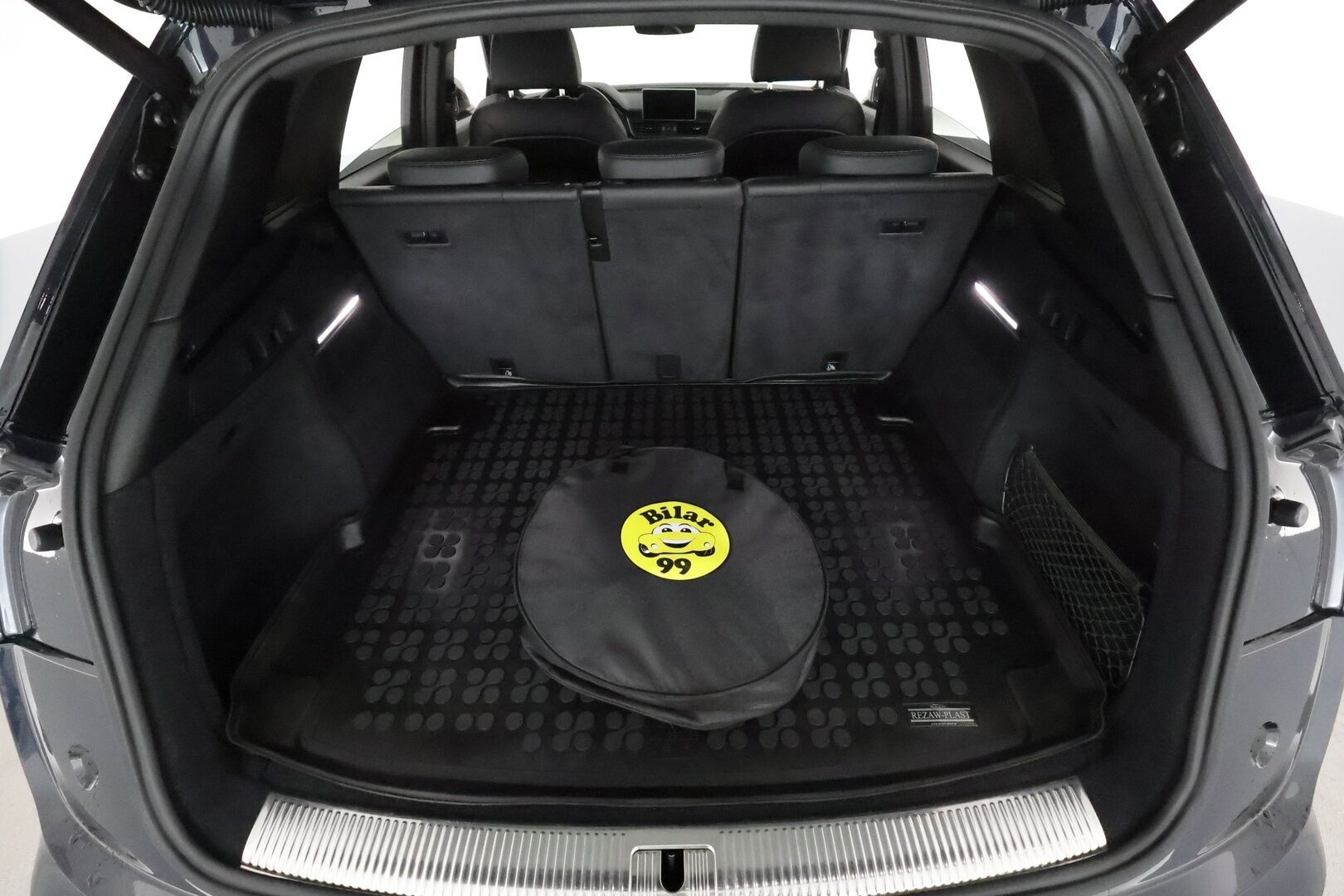 Audi Q5 2020 55 TFSI e quattro S tronic S-line *ACC / Matrix LED / P.kamera / Navi / Digimittaristo / Sporttipenkit / KeylessGo* - Kahdet renkaat aluvanteilla / Hyvät varusteet!