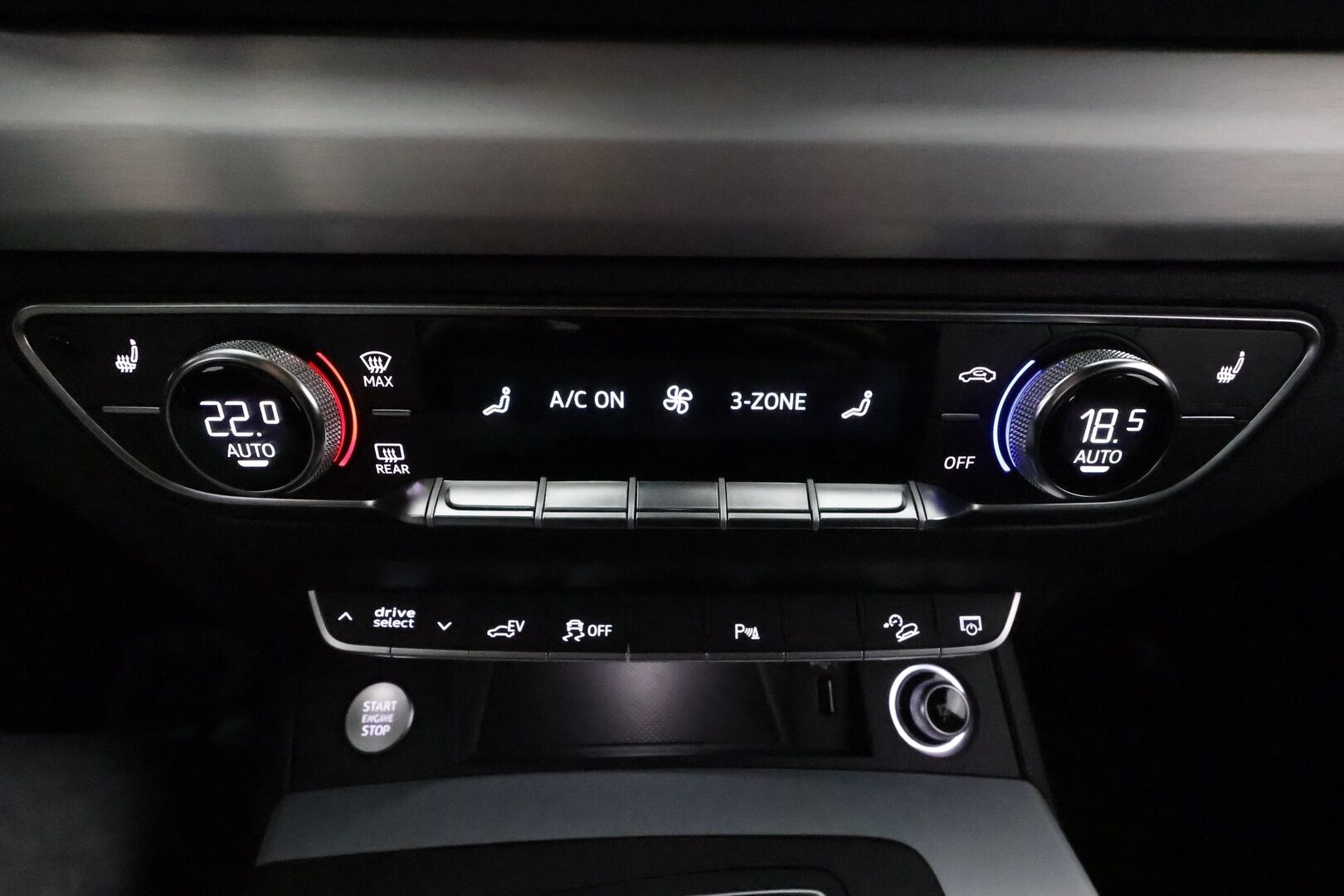 Audi Q5 2020 55 TFSI e quattro S tronic S-line *ACC / Matrix LED / P.kamera / Navi / Digimittaristo / Sporttipenkit / KeylessGo* - Kahdet renkaat aluvanteilla / Hyvät varusteet!