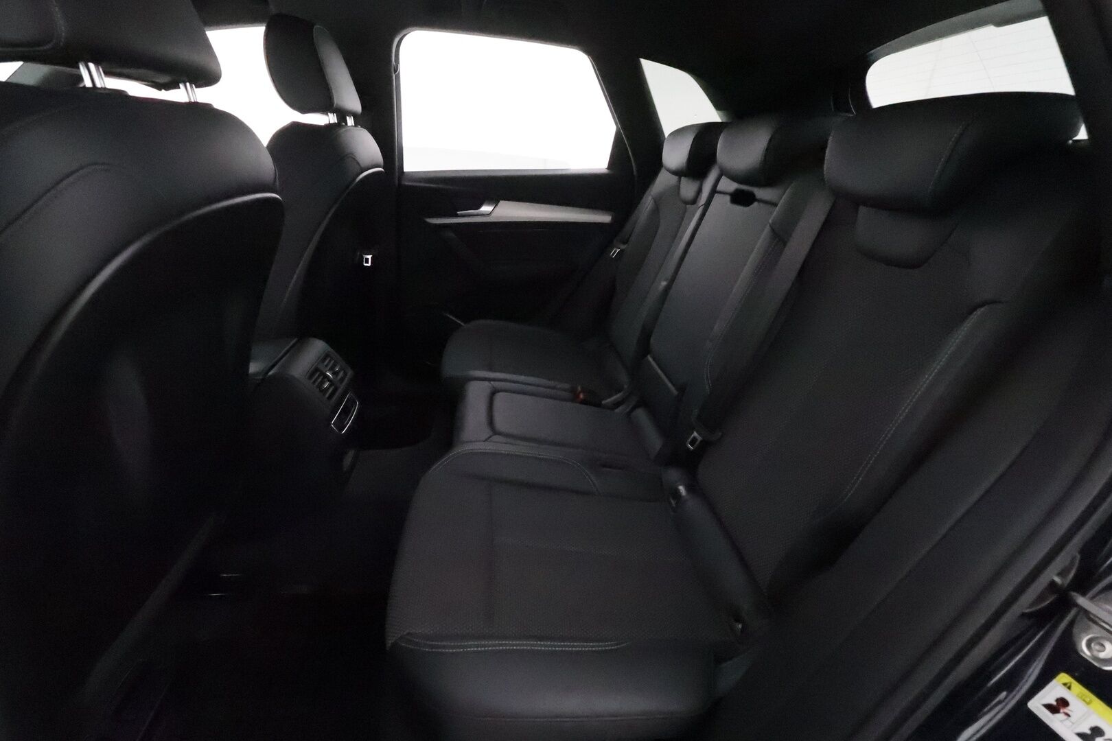 Audi Q5 2020 55 TFSI e quattro S tronic S-line *ACC / Matrix LED / P.kamera / Navi / Digimittaristo / Sporttipenkit / KeylessGo* - Kahdet renkaat aluvanteilla / Hyvät varusteet!