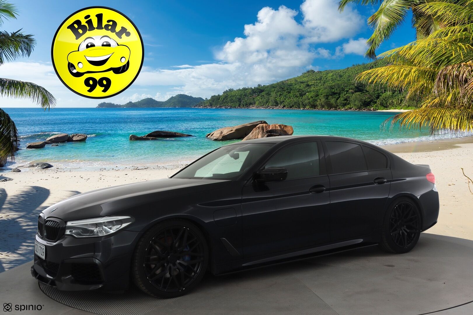 BMW 530 2017 G30 Sedan 530e A iPerformance M-Sport * HUD / Lasikattoluukku / Adapt.LED / ACC / H&K / 360° / Sportnahat Muistilla * - Kahdet renkaat / Merkkihuollettu! / *SUPER KAMOILLA*