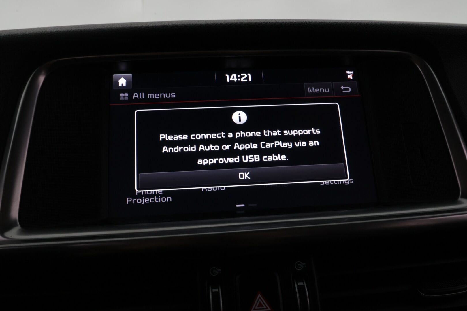 Kia Optima 2018 2,0 GDI PHEV Business Luxury SW A/T - | Panorama | Muistipenkki | Ilmastoidut etu-istuimet | ACC | BLIS | Navi | Harman & Kardon | Koukku | 360-kamera | Apple&Android | Keylessgo | 