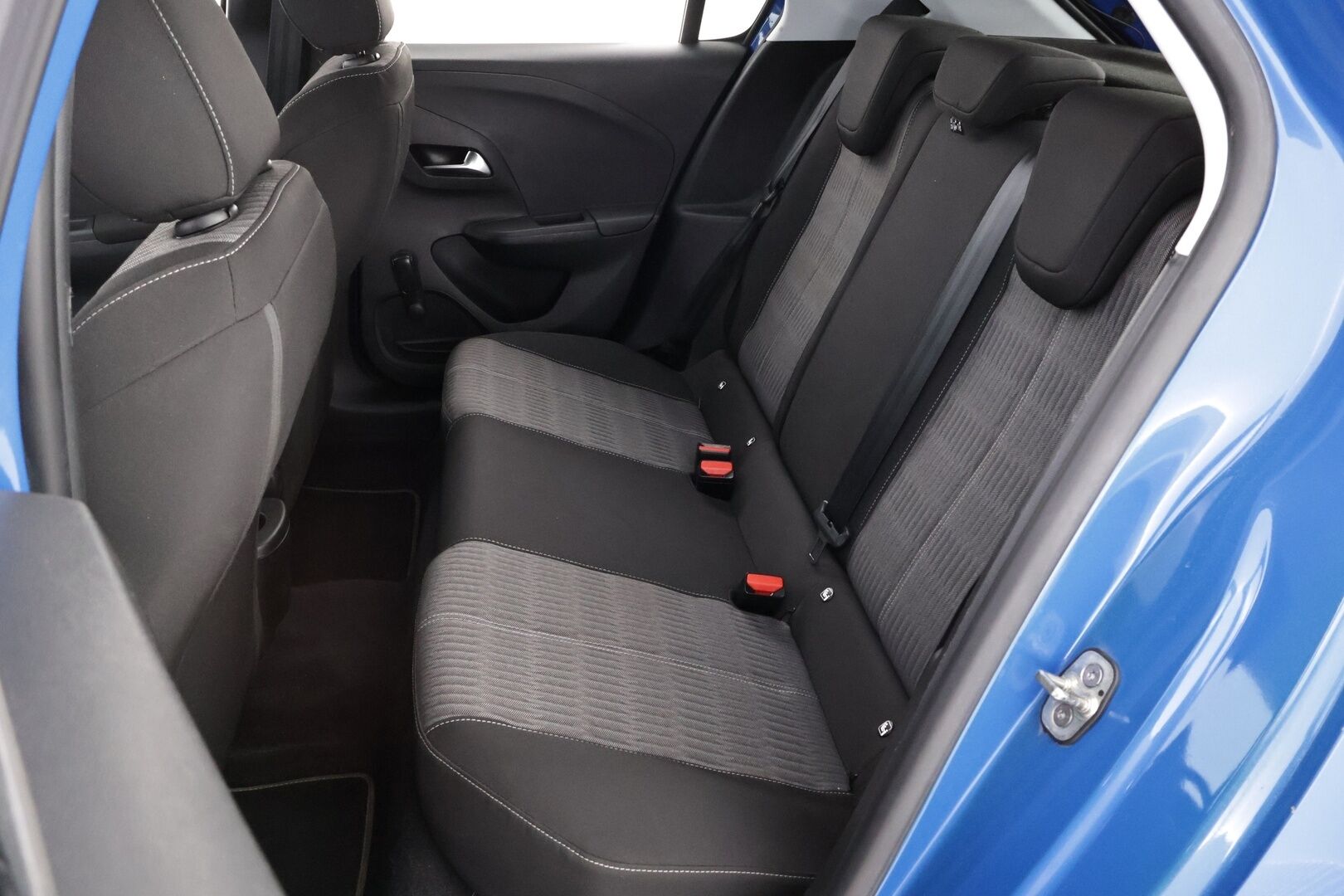 OPEL Corsa-e 2021 5-ov Comfort 136 automaatti - Vakkari | Peruutuskamera | Ratinlämmitys | Peruutustutkat | Digimittari 