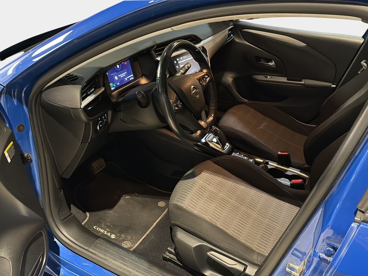 OPEL Corsa-e 2021 5-ov Comfort 136 automaatti - Vakkari | Peruutuskamera | Ratinlämmitys | Peruutustutkat | Digimittari 