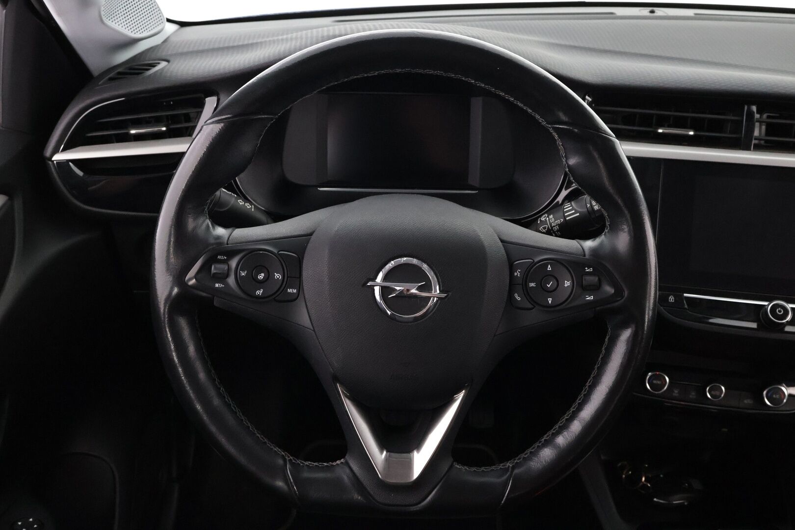 OPEL Corsa-e 2021 5-ov Comfort 136 automaatti - Vakkari | Peruutuskamera | Ratinlämmitys | Peruutustutkat | Digimittari 