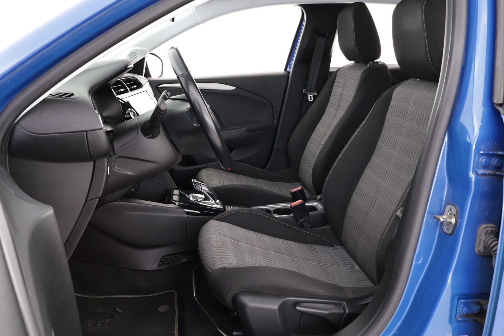 OPEL Corsa-e 2021 5-ov Comfort 136 automaatti - Vakkari | Peruutuskamera | Ratinlämmitys | Peruutustutkat | Digimittari 