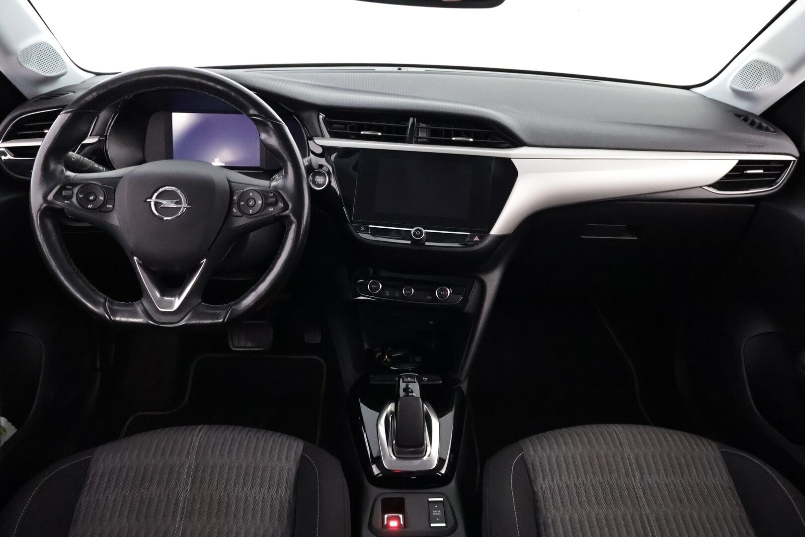 OPEL Corsa-e 2021 5-ov Comfort 136 automaatti - Vakkari | Peruutuskamera | Ratinlämmitys | Peruutustutkat | Digimittari 