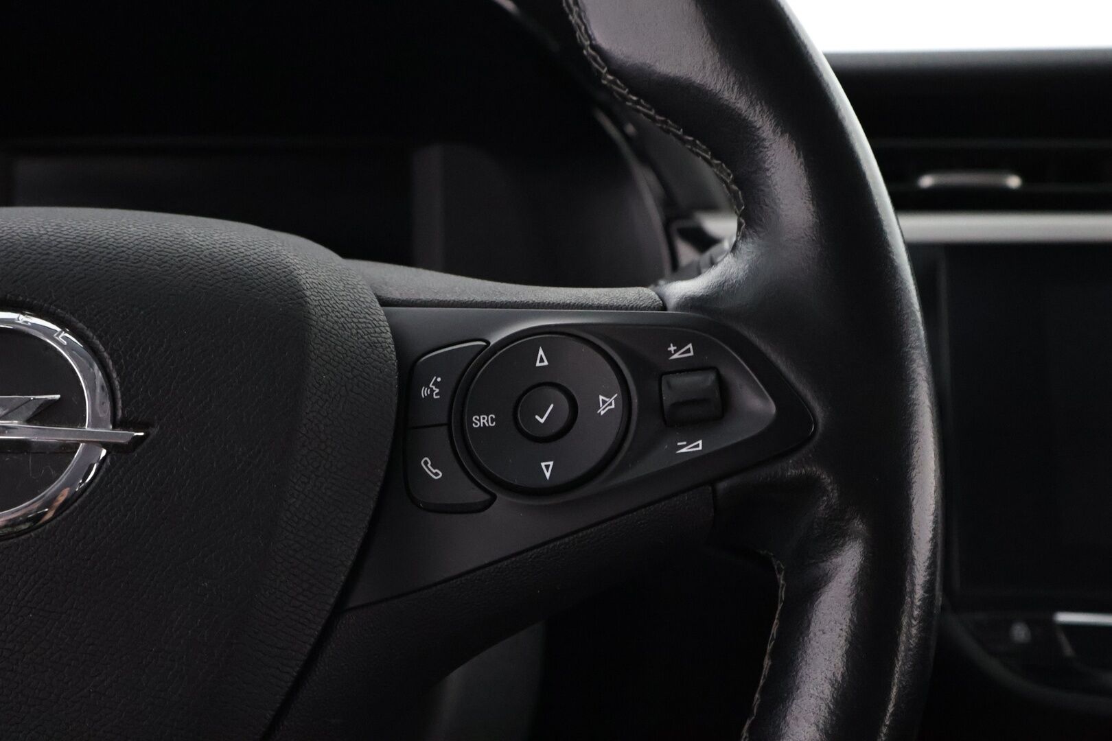 OPEL Corsa-e 2021 5-ov Comfort 136 automaatti - Vakkari | Peruutuskamera | Ratinlämmitys | Peruutustutkat | Digimittari 