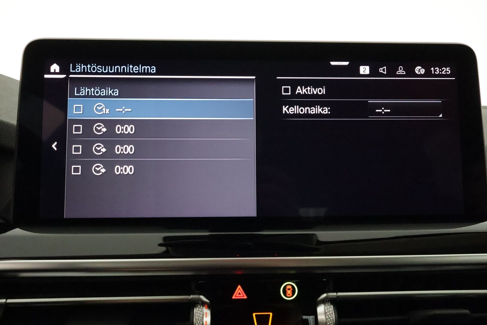 BMW X3 2022 G01 xDrive 30e A Charged Edition **1.Om Suomi-auto / 360° Kamera / Sporttipenkki Muistilla / HiFi / LED-valot / Navi** - 3,99 % KORKOTARJOUS TÄHÄN AUTOON - Akku kuntotarkastettu / Kaistavahti / Digimittaristo / KeylessGO / 2x Renkaat