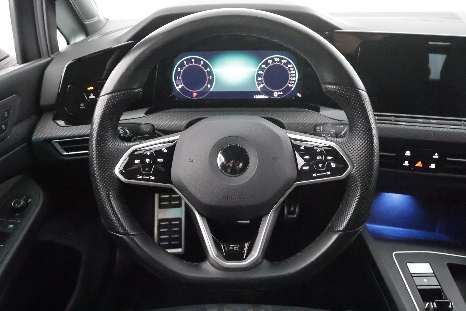 Volkswagen Golf 2022 Variant R-Line 1,5 eTSI 110 kW (MHEV) DSG-automaatti * 1om. Suomi-auto / ACC / Webasto / Digimittaristo * - Kahdet renkaat / Merkkihuollettu / Huippu siisti - HULLUT AVAJAISHULINAT KORKOTARJOUS 3,29 %