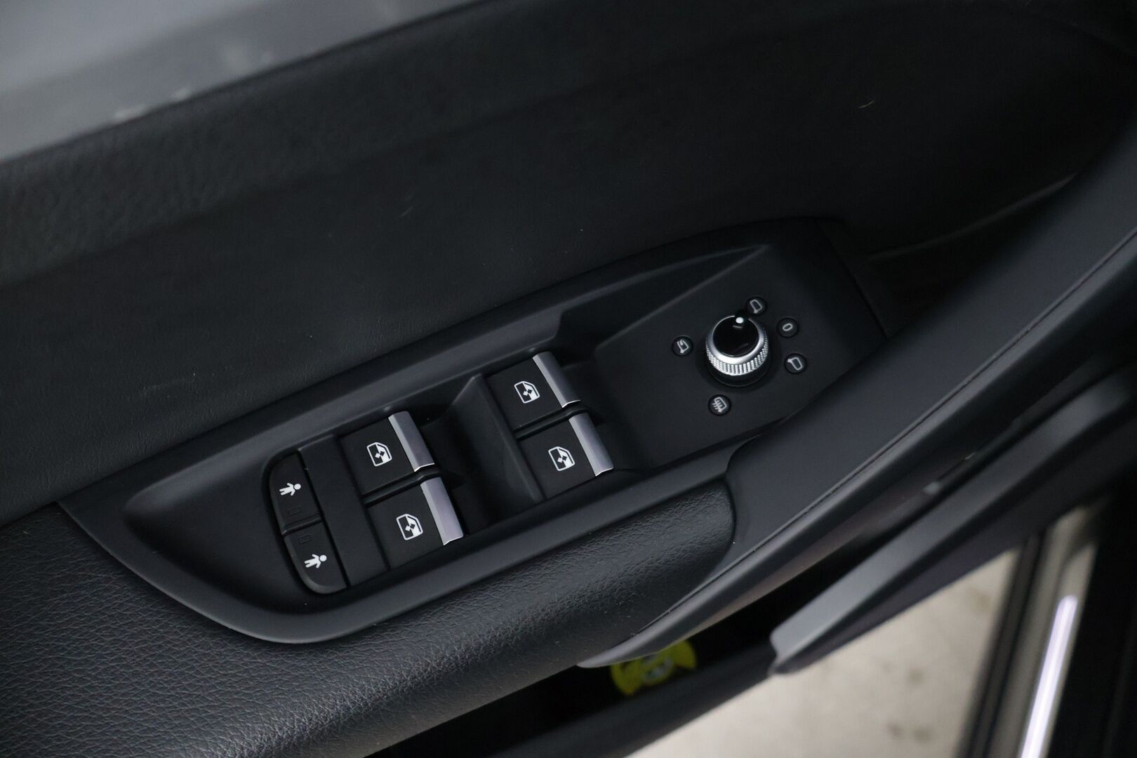 Audi Q5 2020 S-Line 55 TFSI e quattro S tronic *ACC / FlatBottom / Digimittaristo / P. Kamera / BLIS / Sähköpenkki* - Juuri saapunut! - HULLUT AVAJAISHULINAT KORKOTARJOUS 3,29 %