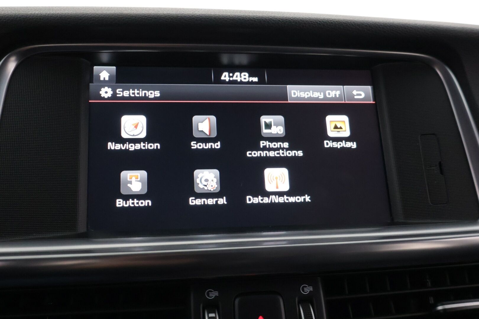 Kia Optima 2018 2,0 GDI PHEV Business Premium A/T *Ilmastoidut Nahat / Harman/Kardon / Adapt. Vakkari / P-kamera / Ratinlämmitin* - Muistipenkki / Navi / Keyless / Hyvä huoltohistoria / Kahdet renkaat aluvanteilla - HULLUT VÄLIPÄIVÄT KORKOTARJOUS 2,49%