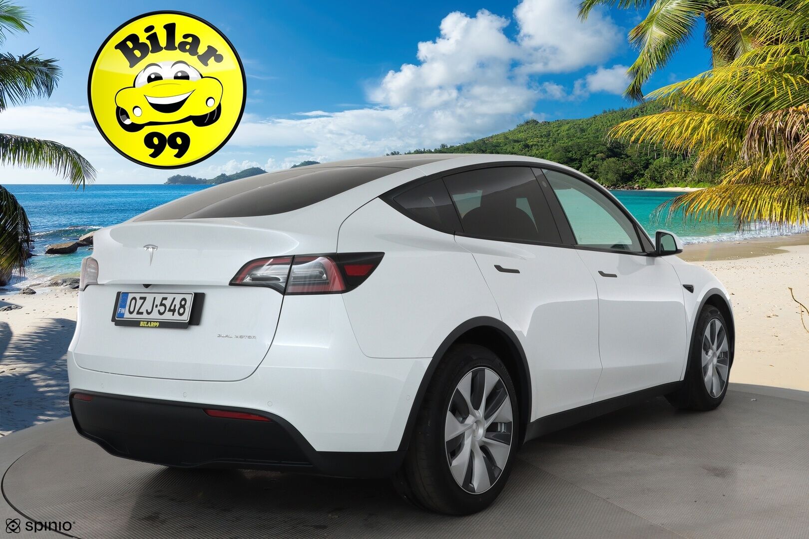 Tesla Model Y 2022 Long Range **Lämpöpumppu / Lasikatto / Matrix-LED / Adapt.Vakkari / P.Kamera / Muistipenkki / Navi / Keyless** - 3,99 % KORKOTARJOUS TÄHÄN AUTOON - 1-om Suomi-auto / Akku kuntotarkastettu / 2x Latauskaapelit / Kahdet Renkaat
