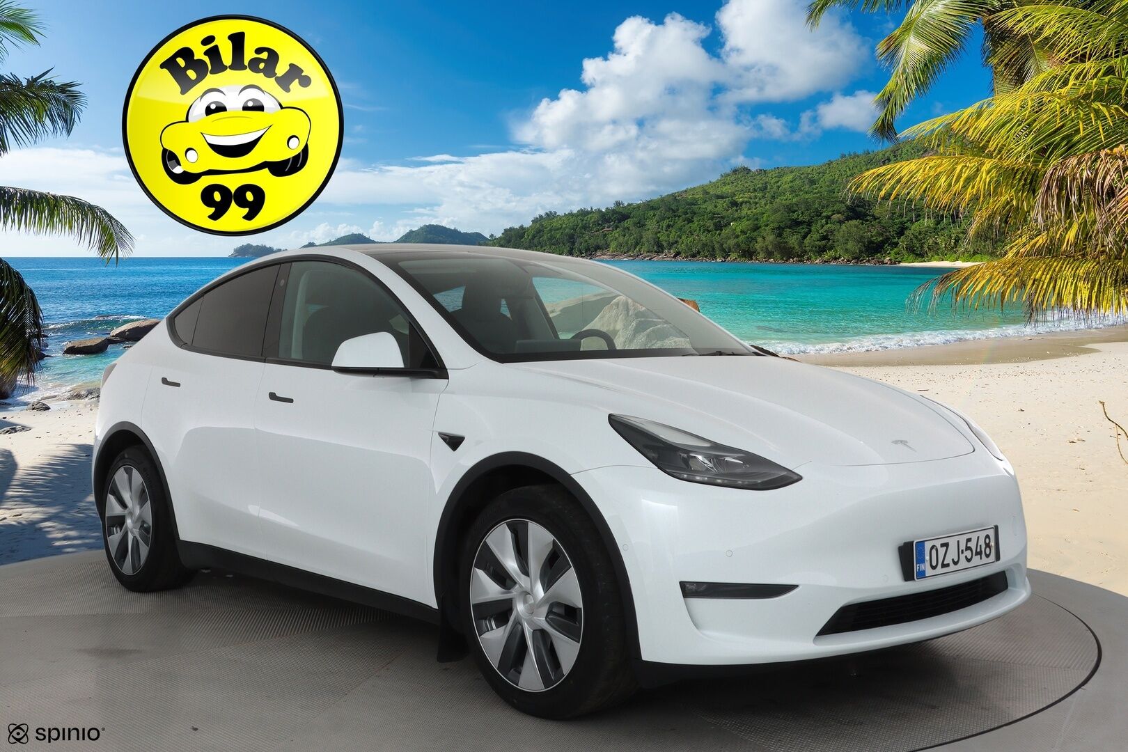 Tesla Model Y 2022 Long Range **Lämpöpumppu / Lasikatto / Matrix-LED / Adapt.Vakkari / P.Kamera / Muistipenkki / Navi / Keyless** - 3,99 % KORKOTARJOUS TÄHÄN AUTOON - 1-om Suomi-auto / Akku kuntotarkastettu / 2x Latauskaapelit / Kahdet Renkaat