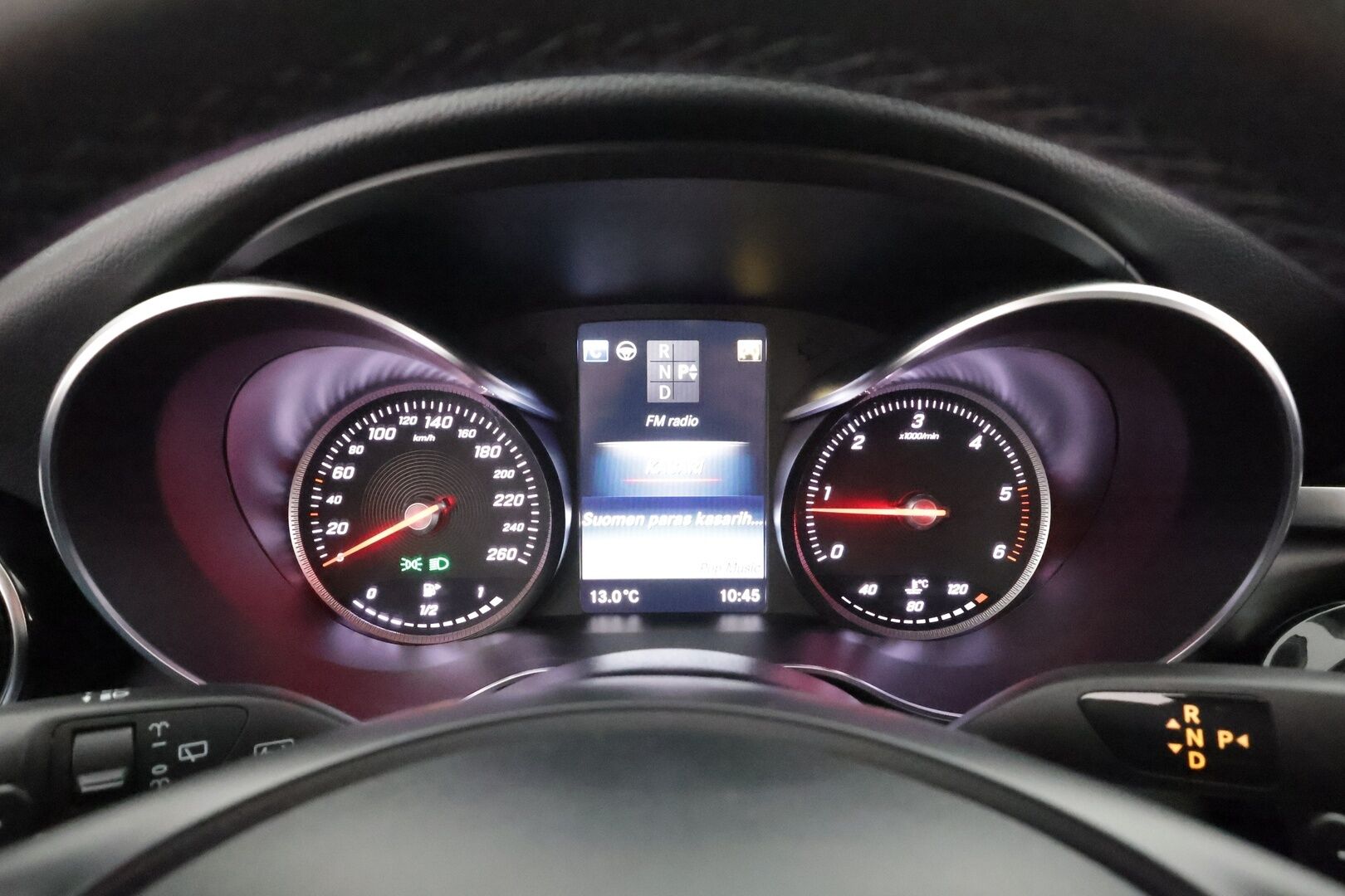 Mercedes-Benz C 2018 200 d T A * Distronic+ / Sporttipenkit / Navi / LED / Sähköluukku / Kaistavahti / Peruutustutkat! - Kahdet renkaat aluvanteilla / Juuri huollettu 