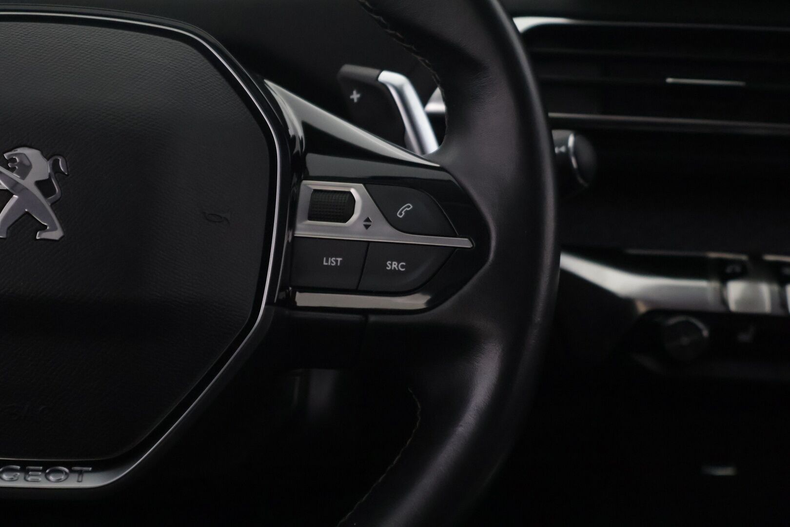 Peugeot 3008 2022 Allure Pack Anniversary PureTech 130 EAT8-automaatti - Suomi-auto|P.kamera|AppleCarPlay & Android Auto
