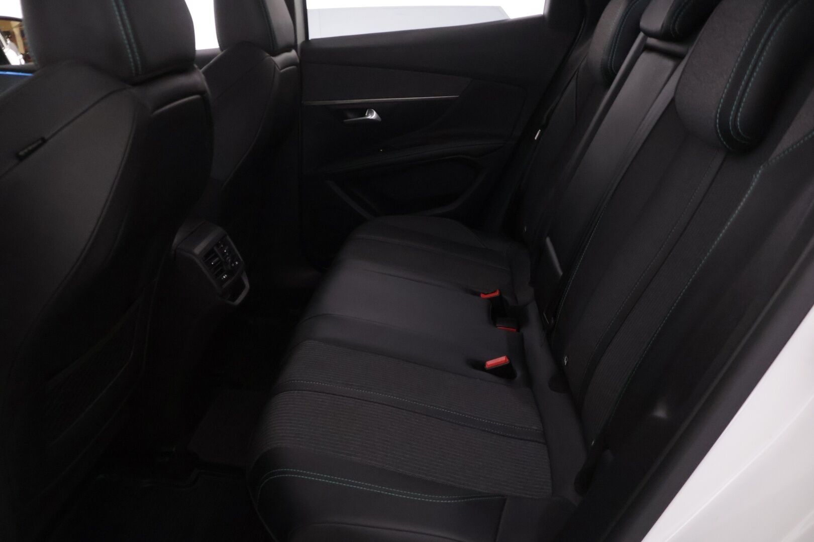 Peugeot 3008 2022 Allure Pack Anniversary PureTech 130 EAT8-automaatti - Suomi-auto|P.kamera|AppleCarPlay & Android Auto