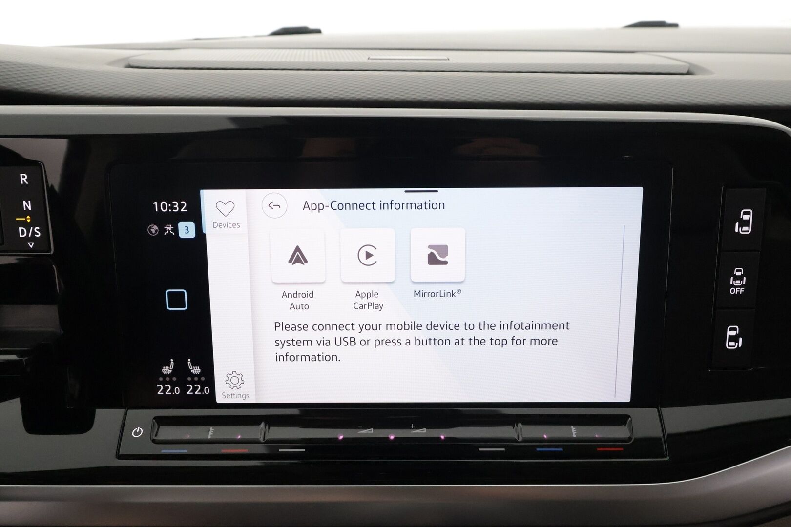 Volkswagen Multivan 2022 pitkä Life Business eHybrid 160kW DSG (PHEV) 7-P * ACC / Webasto / Sähköovet / Panorama / Navi / Keyless * - Suomi-auto / 2xRenkaat 