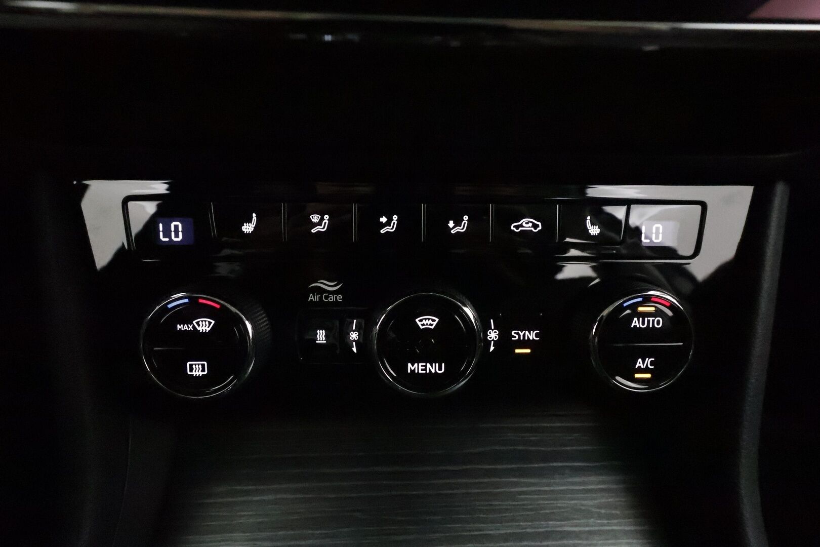 Skoda Superb 2022 1.5 TSI ACT Style DSG **Webasto / Adapt.Vakkari / Matrix-LED / P.Kamera / Muistipenkit / Canton / KeylessGO** - 1-om Suomi-auto / Kahdet Renkaat