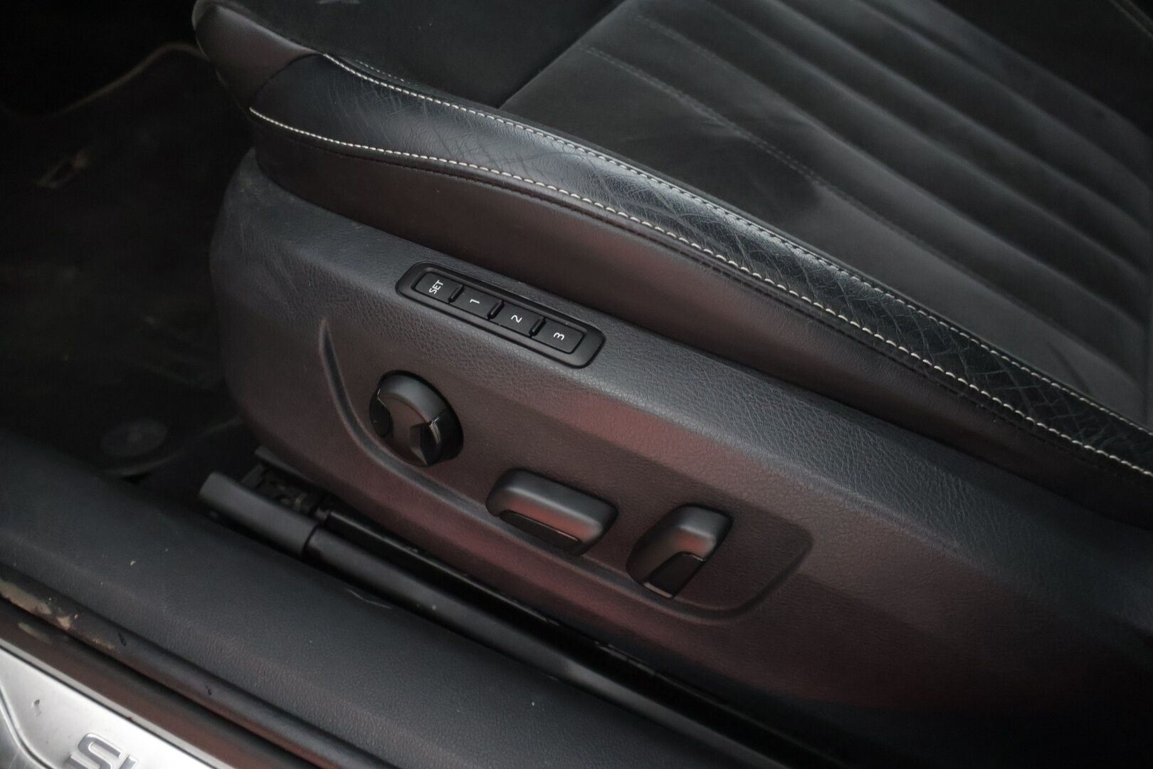 Skoda Superb 2020 1,4 TSI PHEV Style iV DSG Autom. * ACC / Webasto / P-Kamera / Smartlink / Keyless * - Suomi-auto kattavalla huoltohistorialla / Akun kunto tarkistettu SoH 90,8%