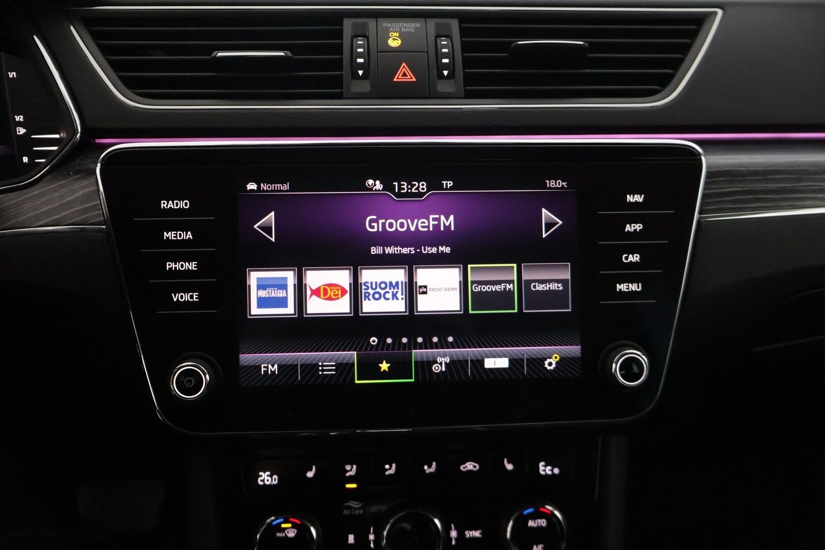 Skoda Superb 2020 1,4 TSI PHEV Style iV DSG Autom. * ACC / Webasto / P-Kamera / Smartlink / Keyless * - Suomi-auto kattavalla huoltohistorialla / Akun kunto tarkistettu SoH 90,8%