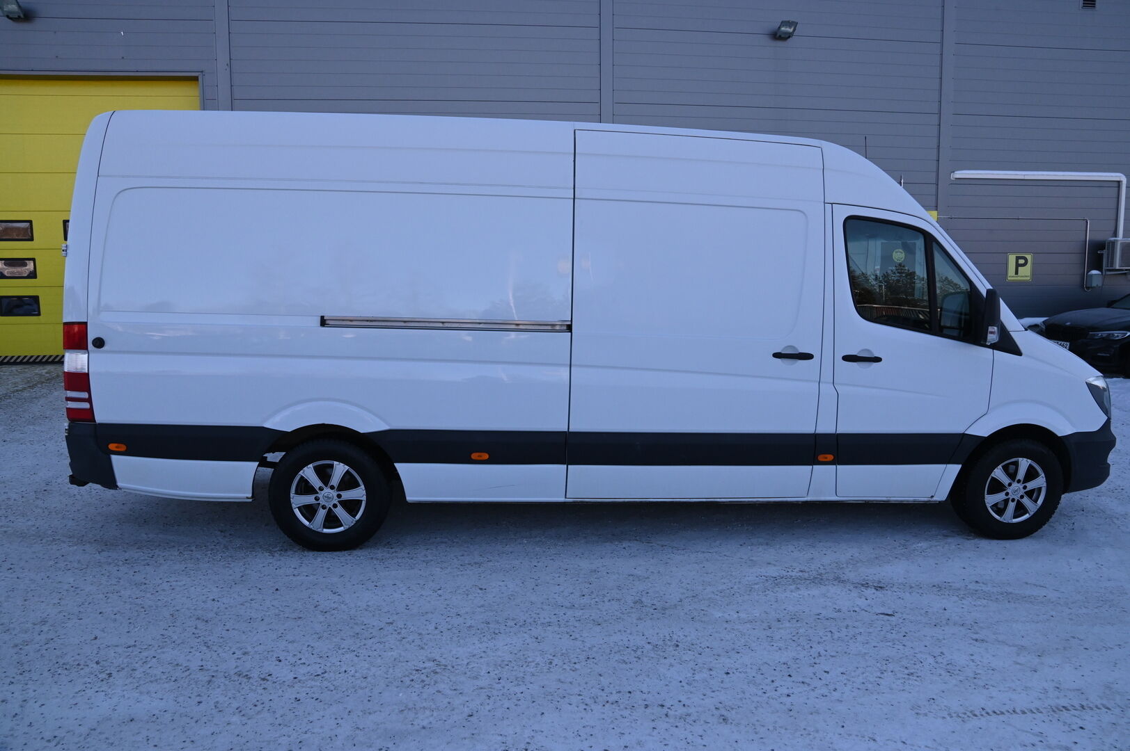 Mercedes-Benz Sprinter 2018 314CDI RWD-3,55/43AL pitkä A3 A*Kevyt KA / Bluetooth / Vetokoukku / vakionopeudensäädin / P-tutka* - 2x Renkaat / Pariovet - HULLUT AVAJAISHULINAT KORKOTARJOUS 3,29 %