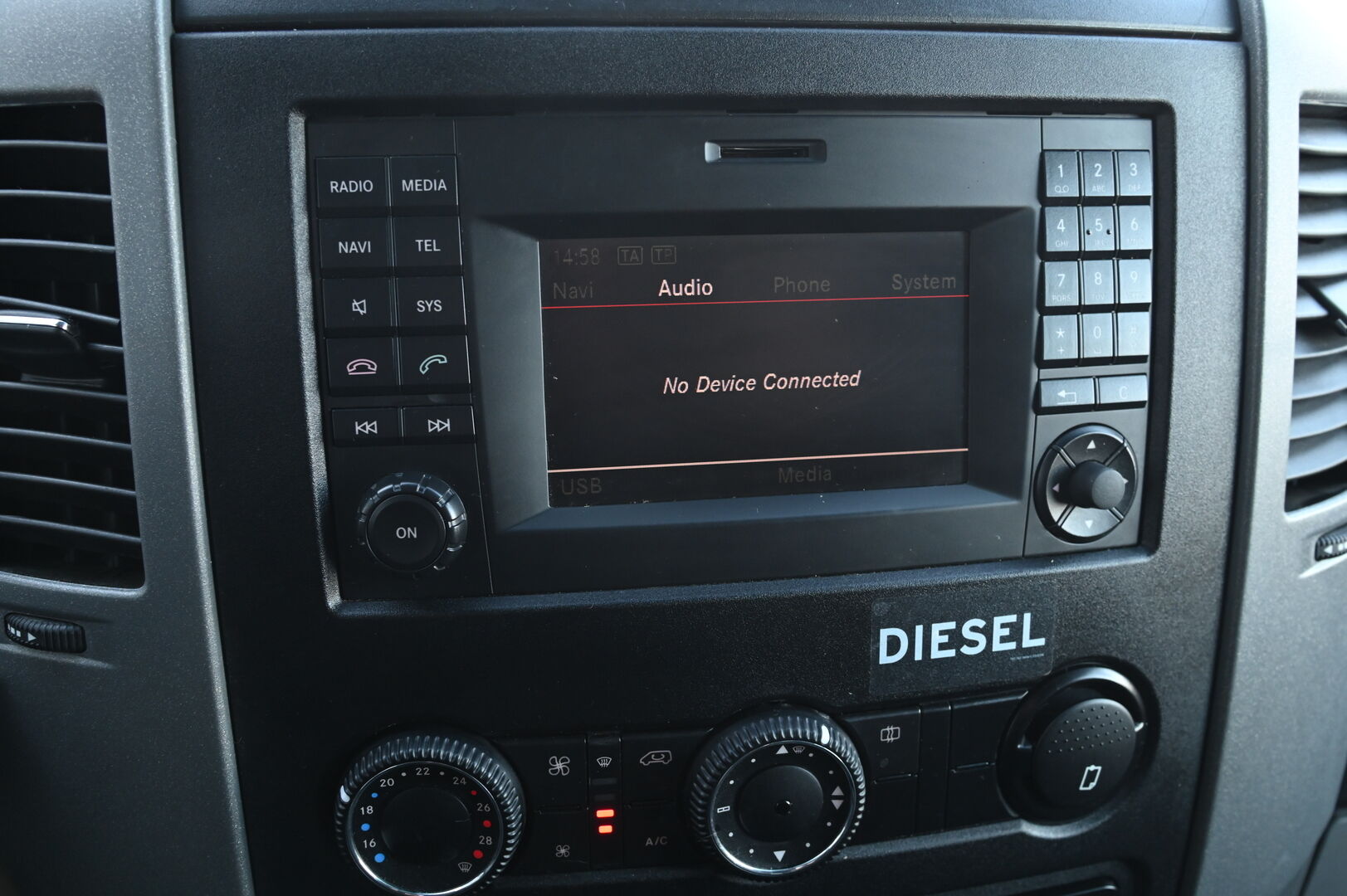 Mercedes-Benz Sprinter 2018 314CDI RWD-3,55/43AL pitkä A3 A*Kevyt KA / Bluetooth / Vetokoukku / vakionopeudensäädin / P-tutka* - 2x Renkaat / Pariovet - HULLUT AVAJAISHULINAT KORKOTARJOUS 3,29 %